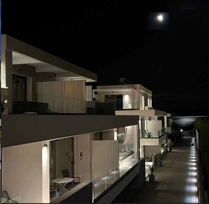 Sealuxe Living Aparthotel Nea Iraklitsa Kültér fotó