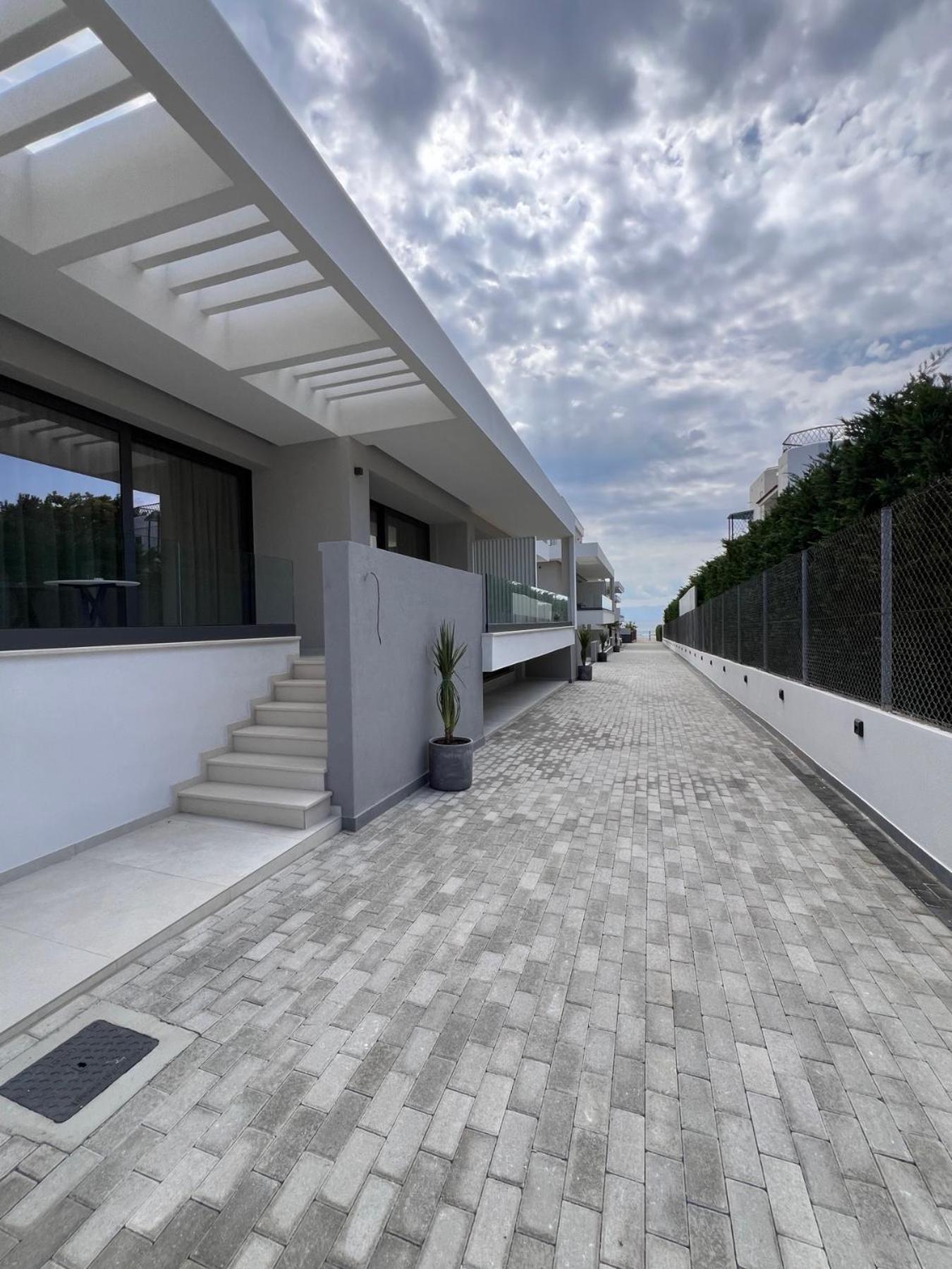 Sealuxe Living Aparthotel Nea Iraklitsa Kültér fotó