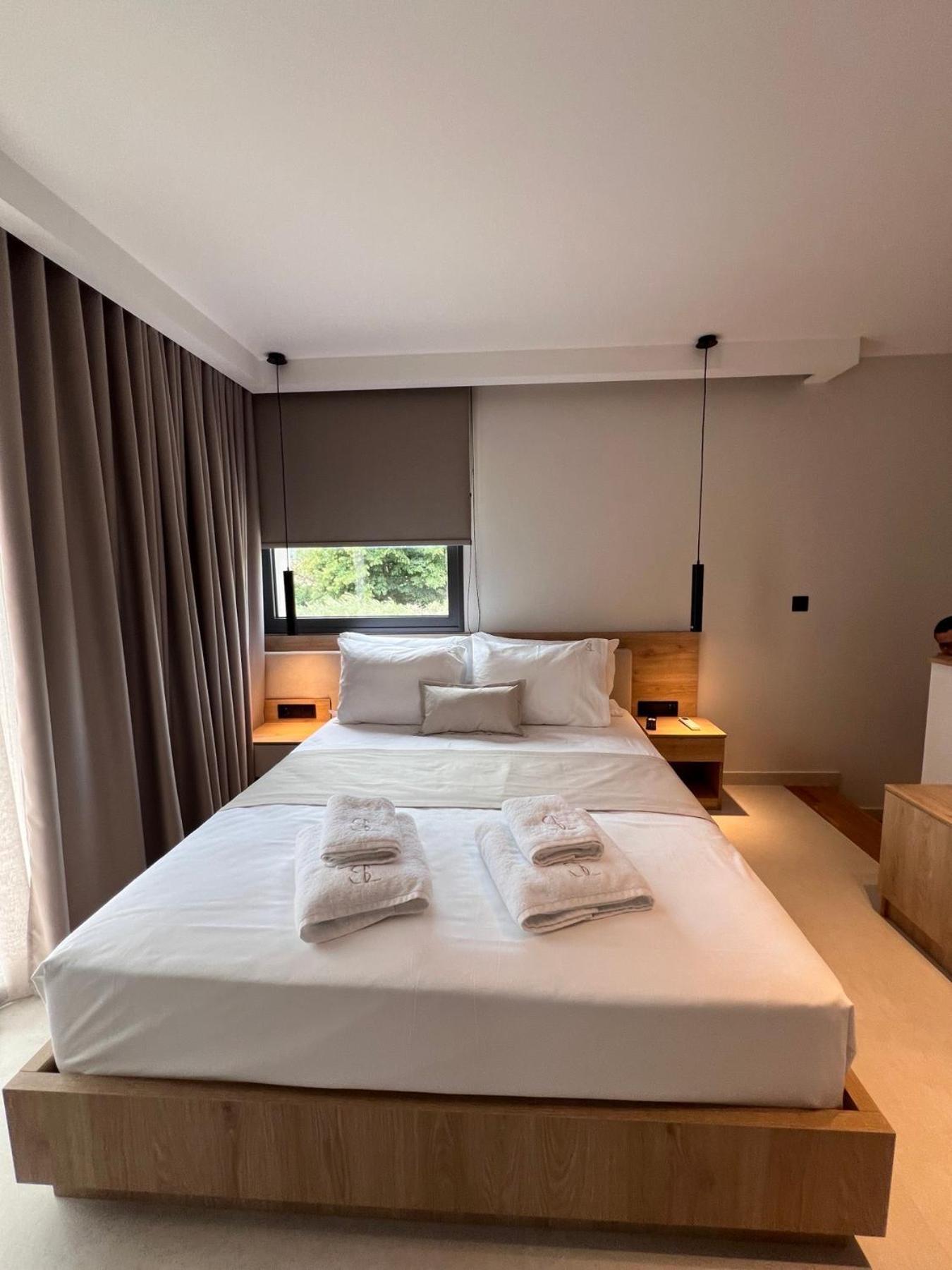 Sealuxe Living Aparthotel Nea Iraklitsa Kültér fotó