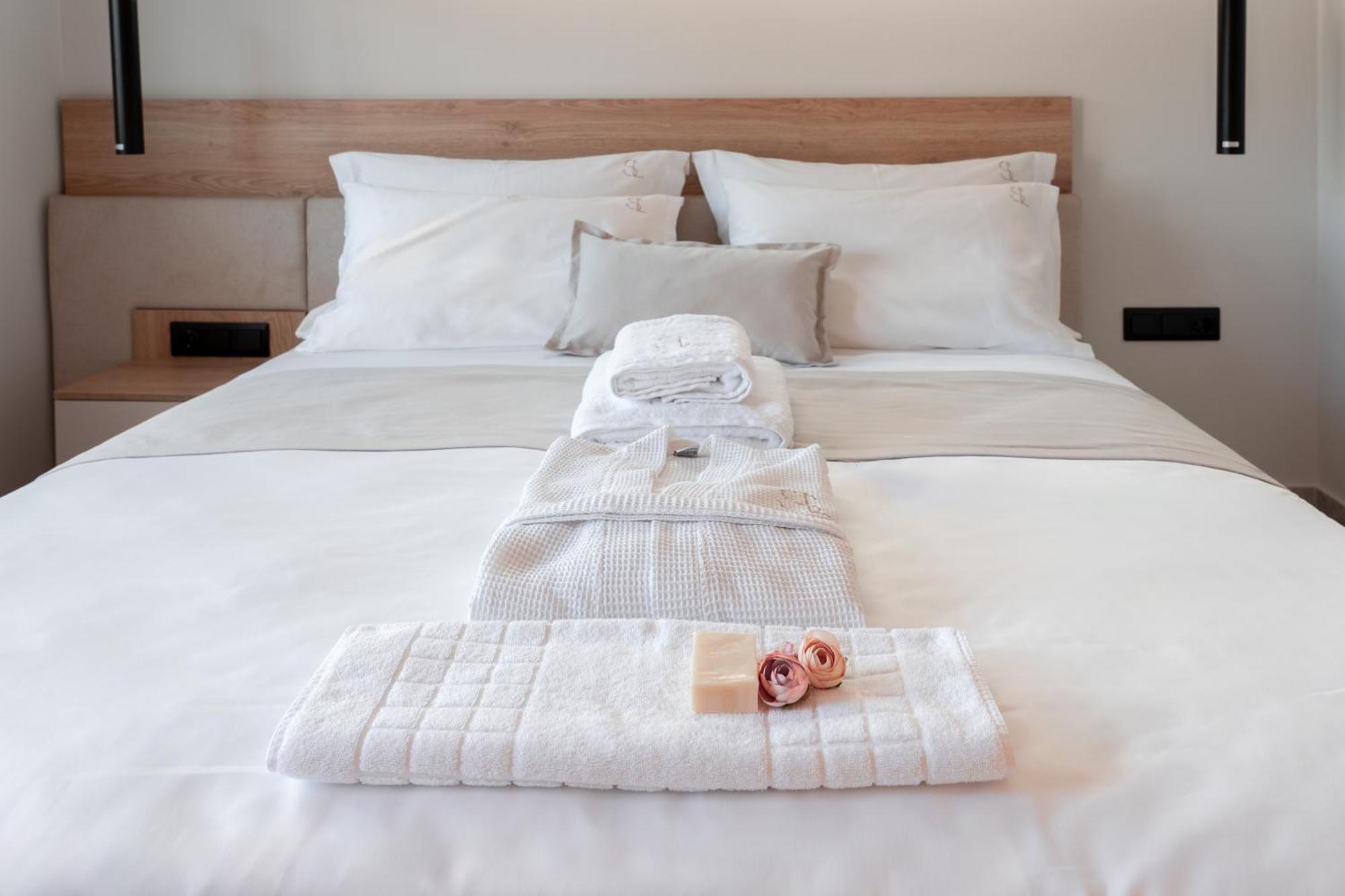 Sealuxe Living Aparthotel Nea Iraklitsa Kültér fotó