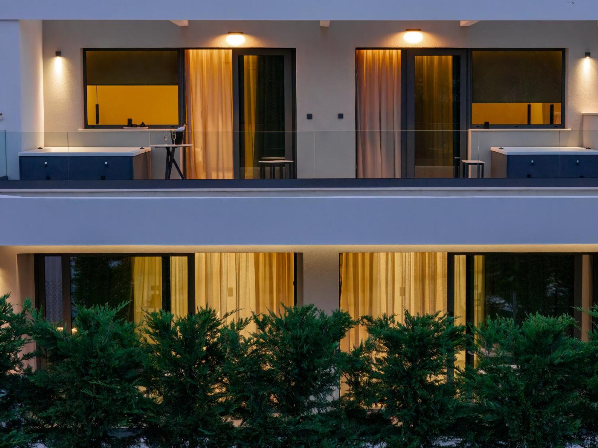Sealuxe Living Aparthotel Nea Iraklitsa Kültér fotó