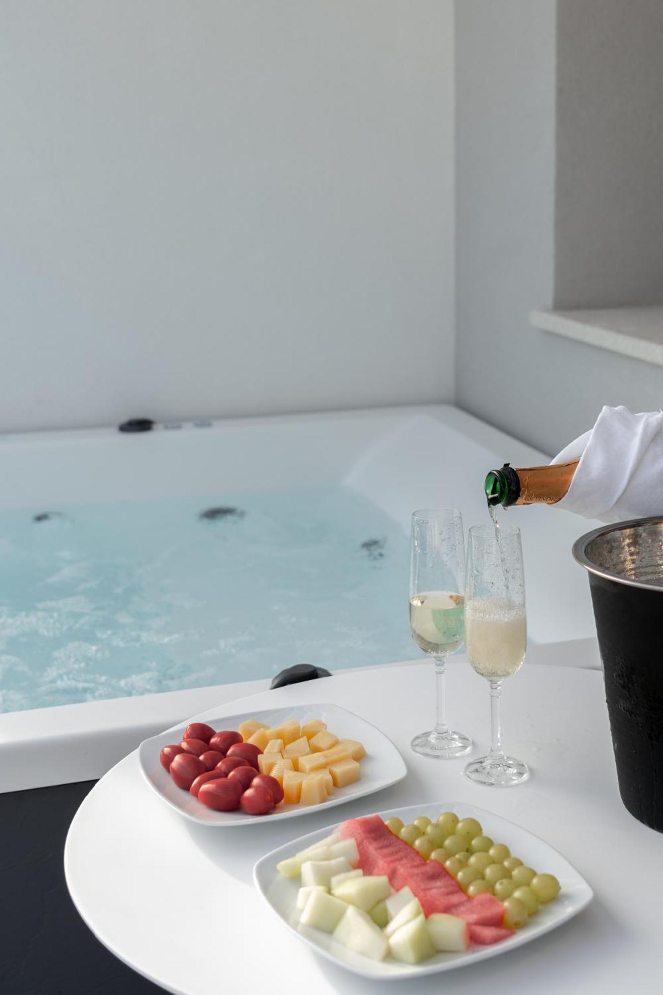 Sealuxe Living Aparthotel Nea Iraklitsa Kültér fotó